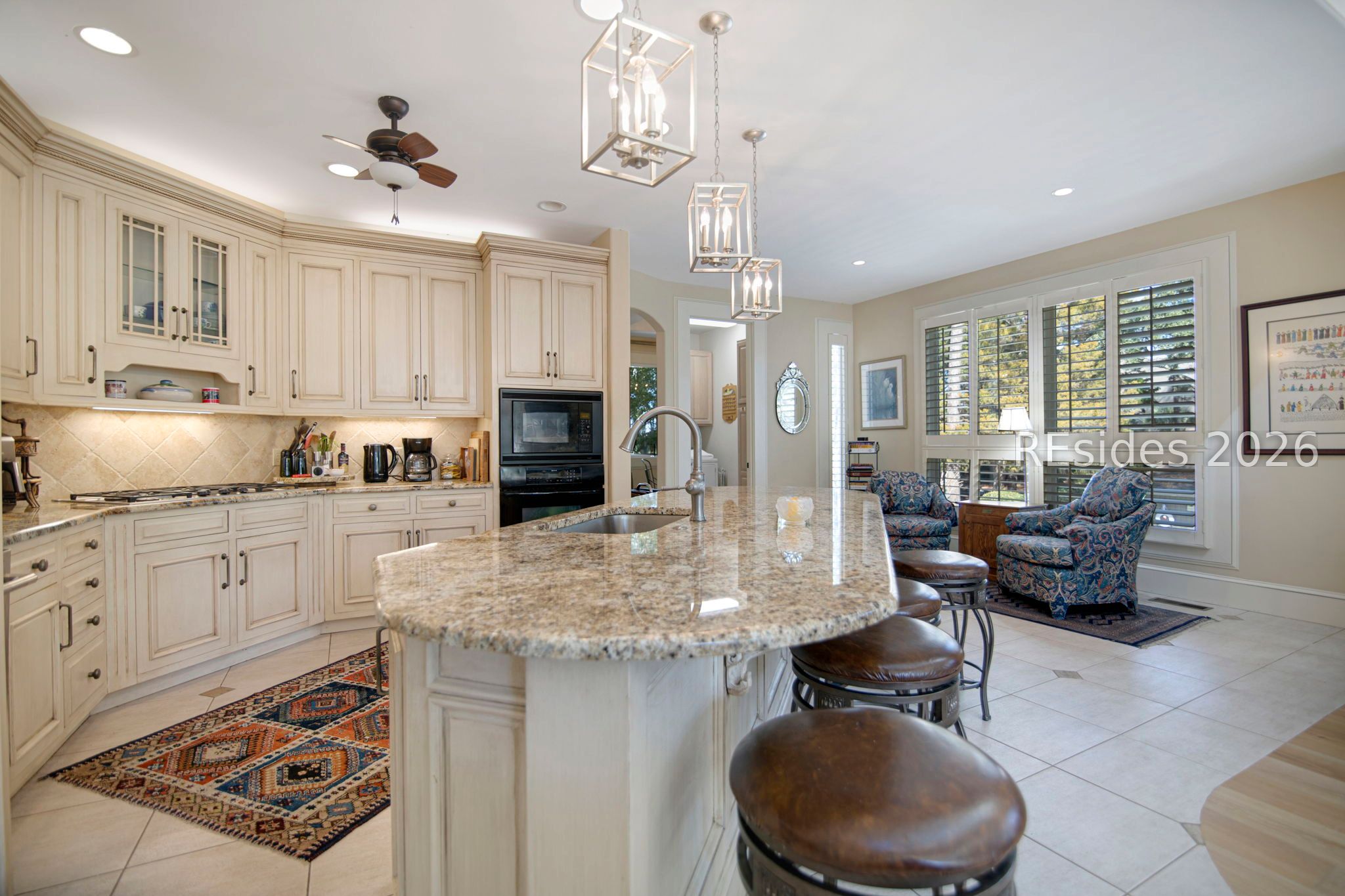 21 Pine Island Court