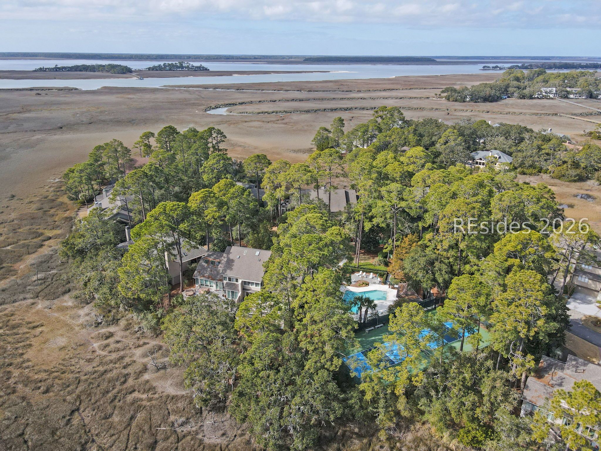 21 Pine Island Court