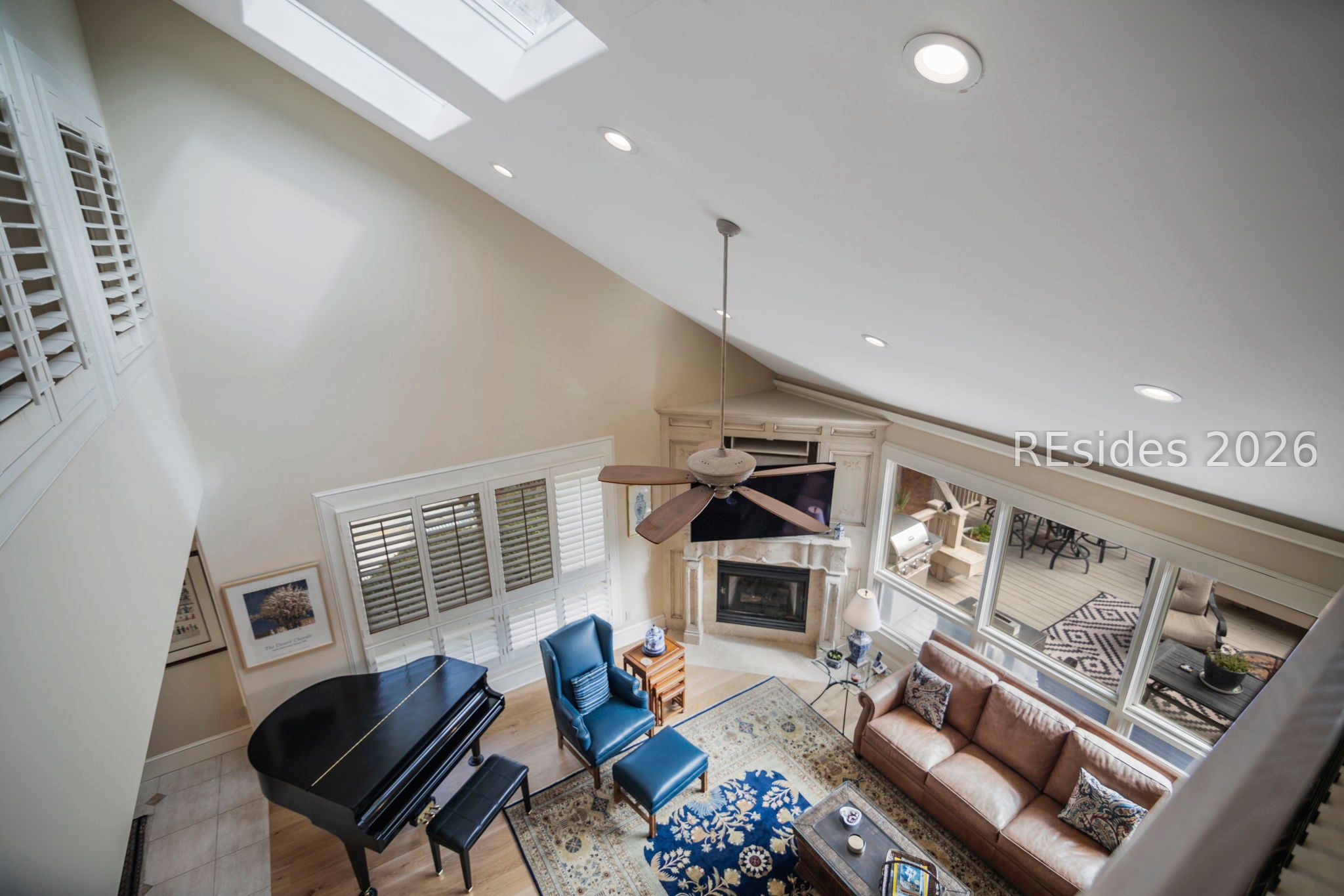 21 Pine Island Court