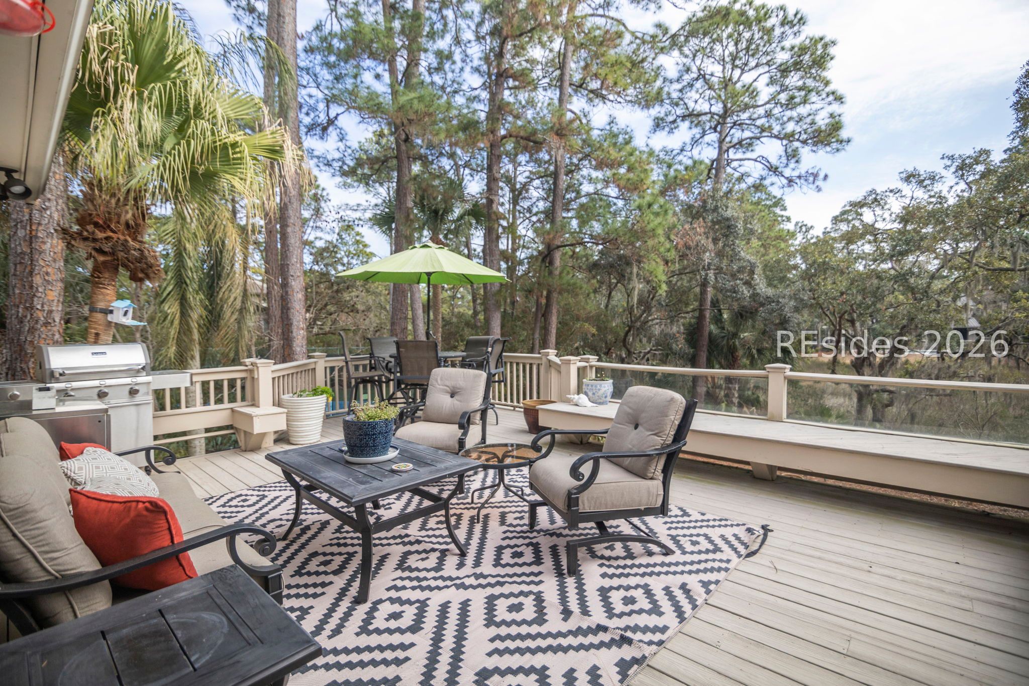21 Pine Island Court
