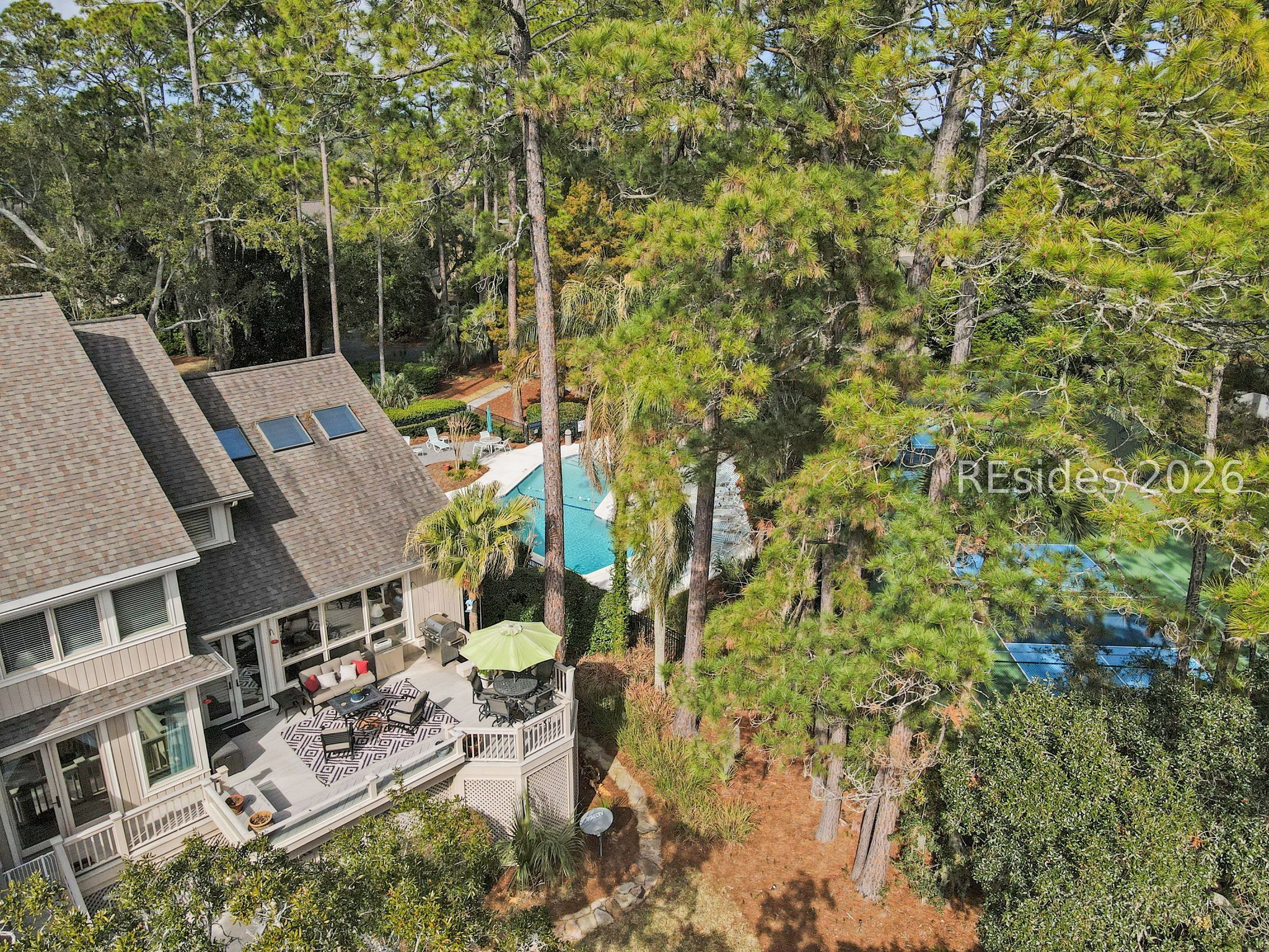 21 Pine Island Court