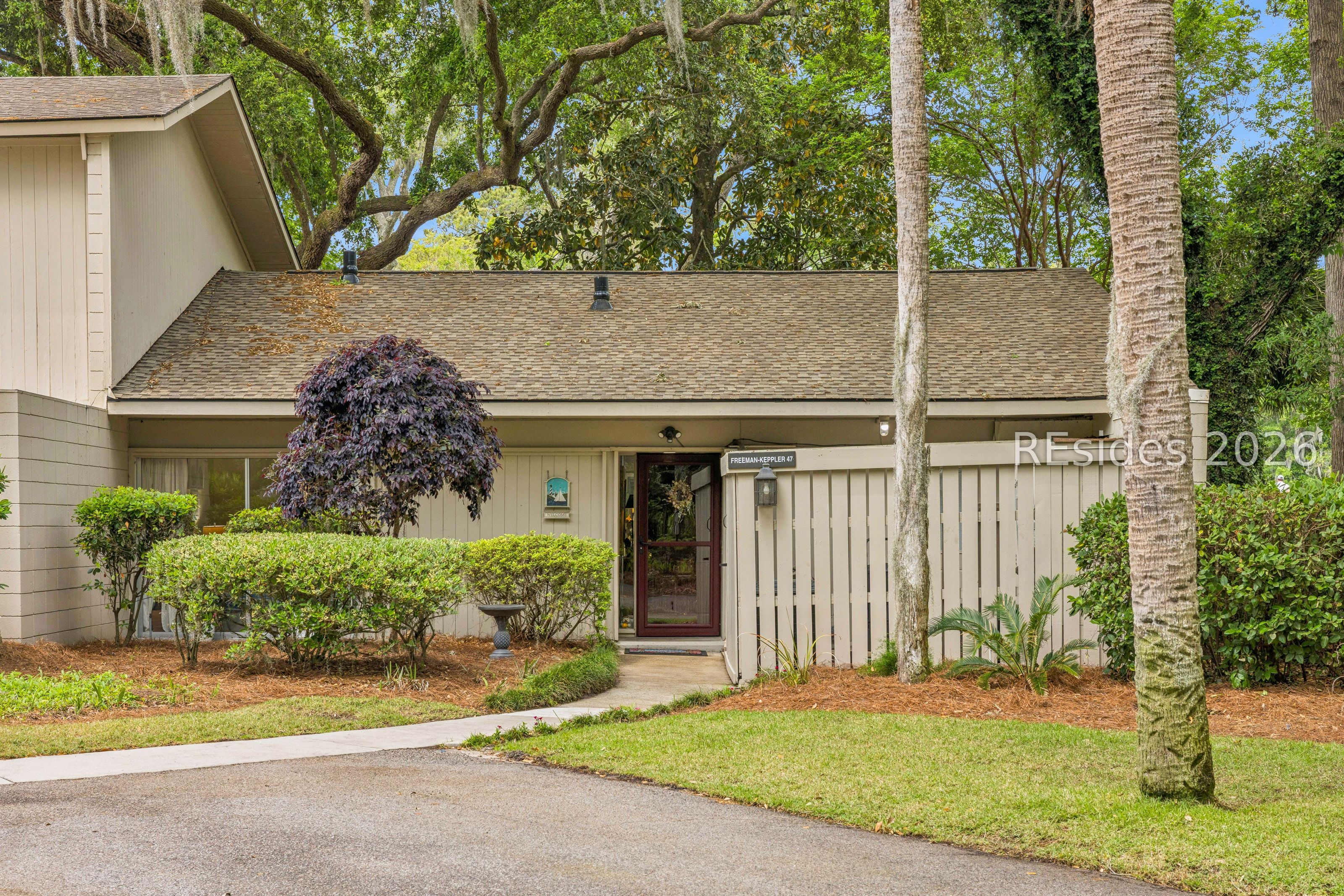 2 Woodbine Place #47