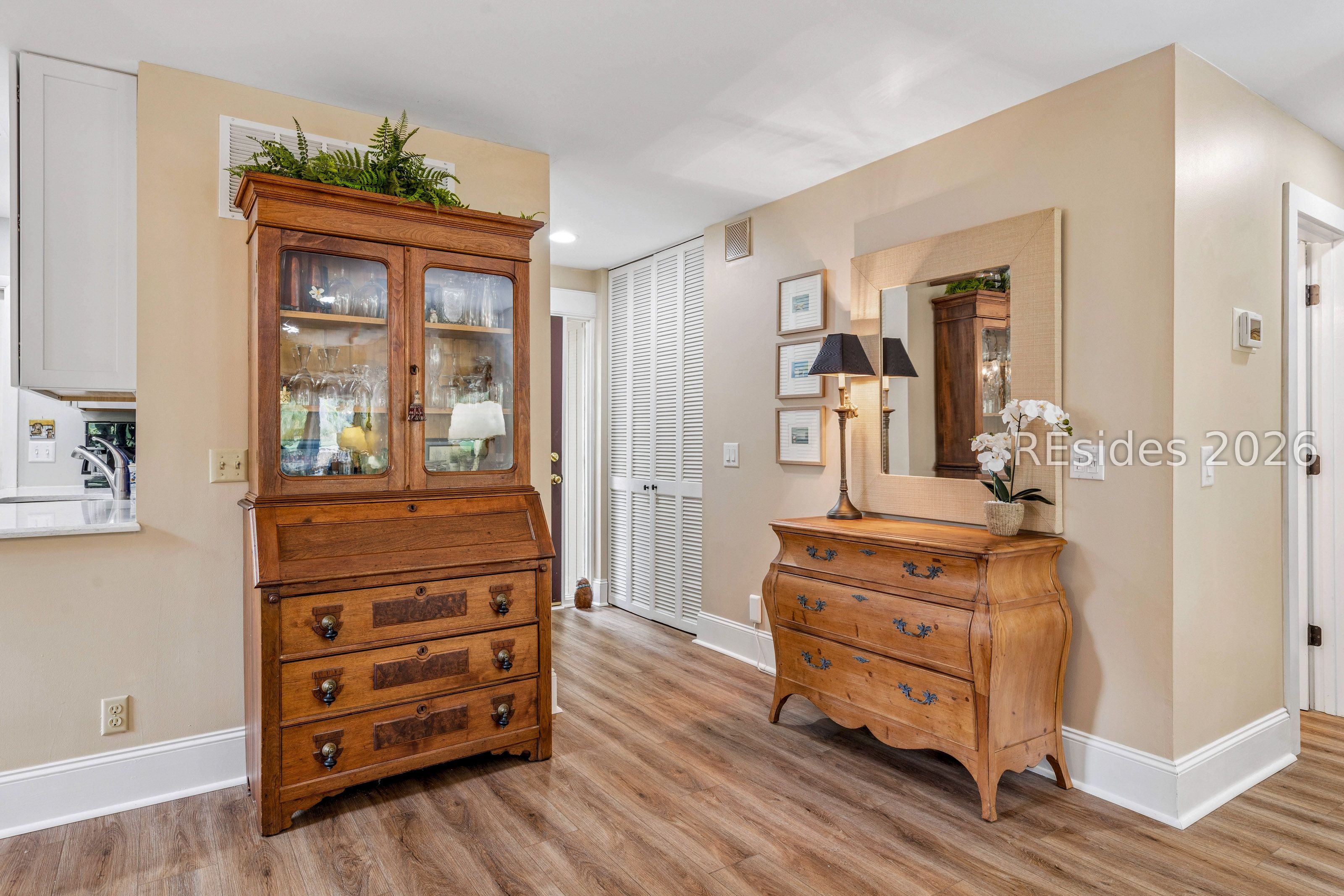 2 Woodbine Place #47