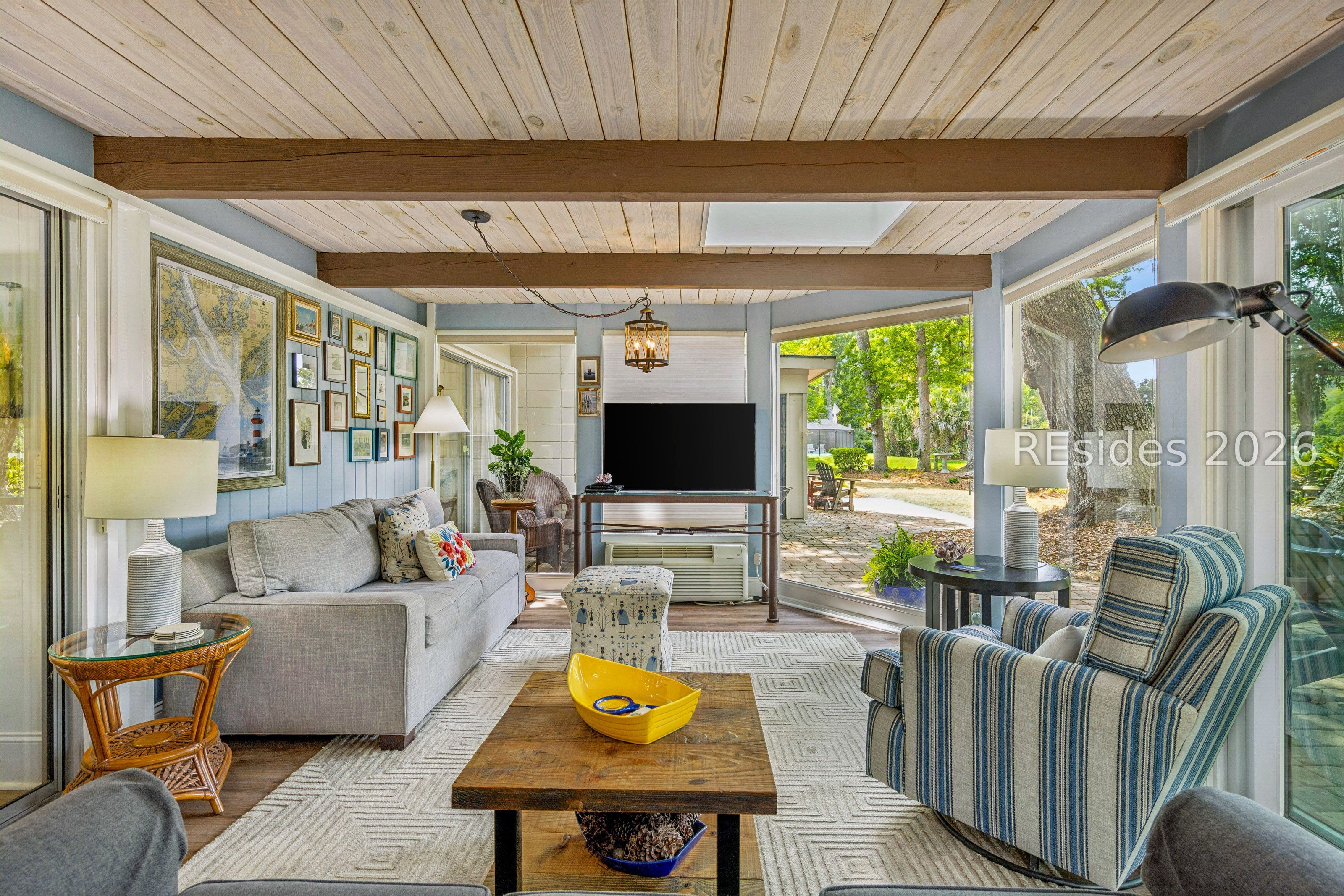 2 Woodbine Place #47