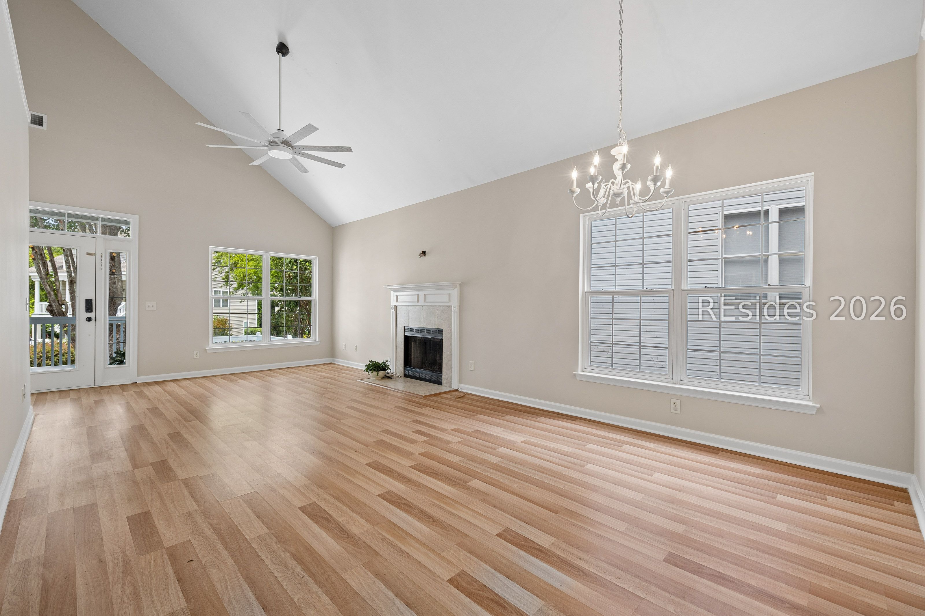 15 Cobblestone Court