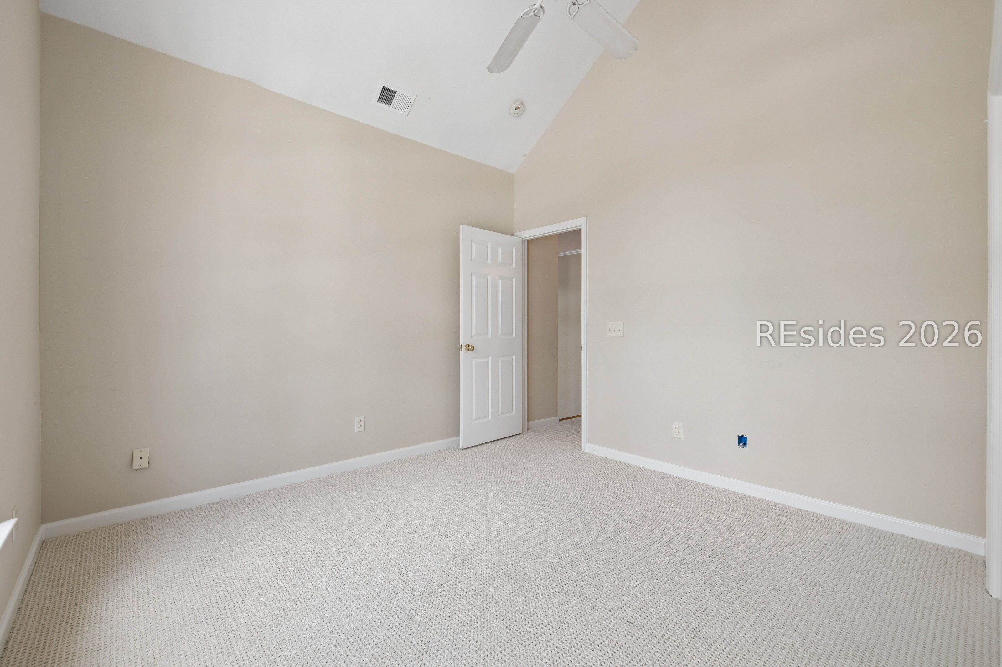 15 Cobblestone Court