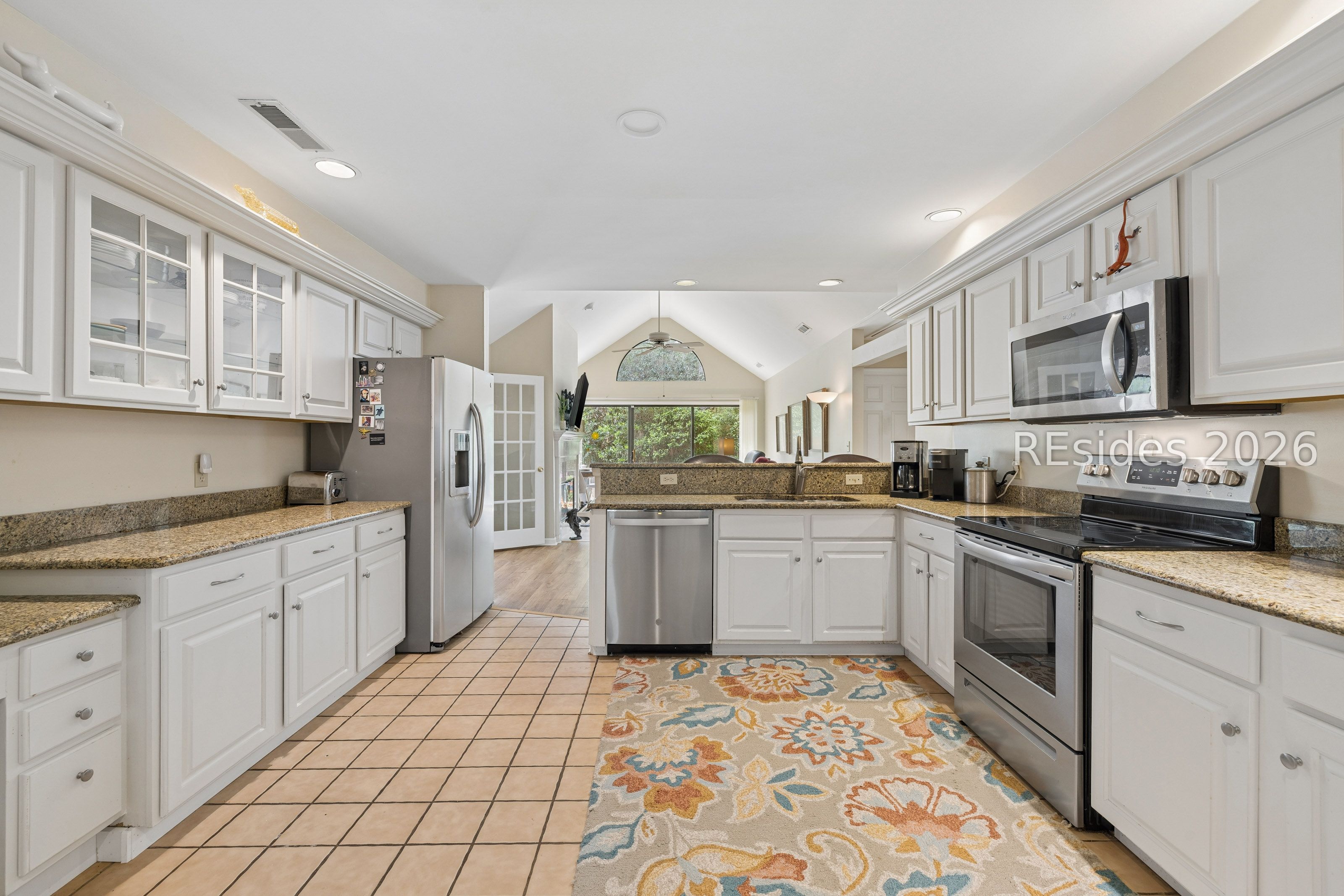 20 Honey Locust Circle