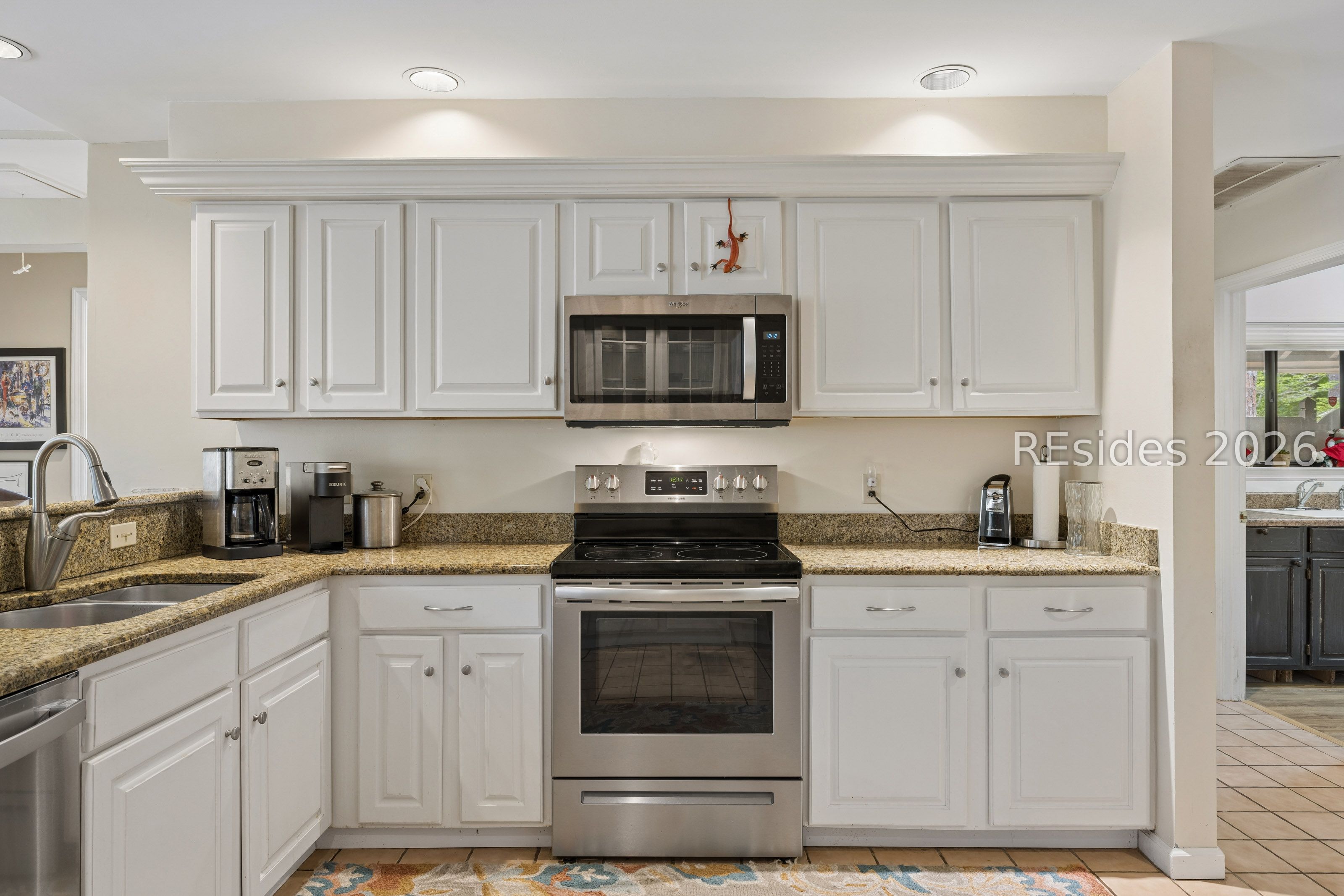 20 Honey Locust Circle