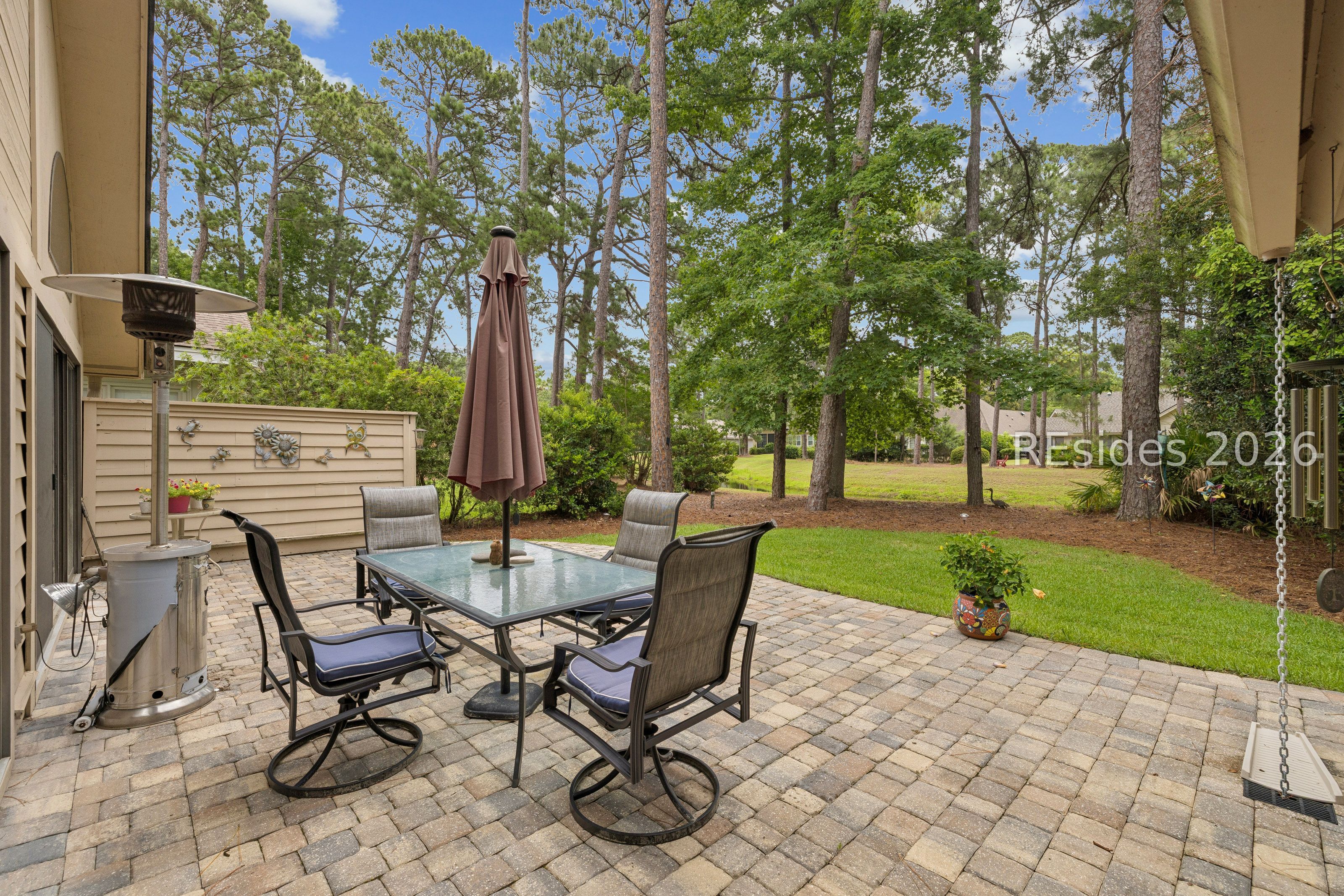 20 Honey Locust Circle