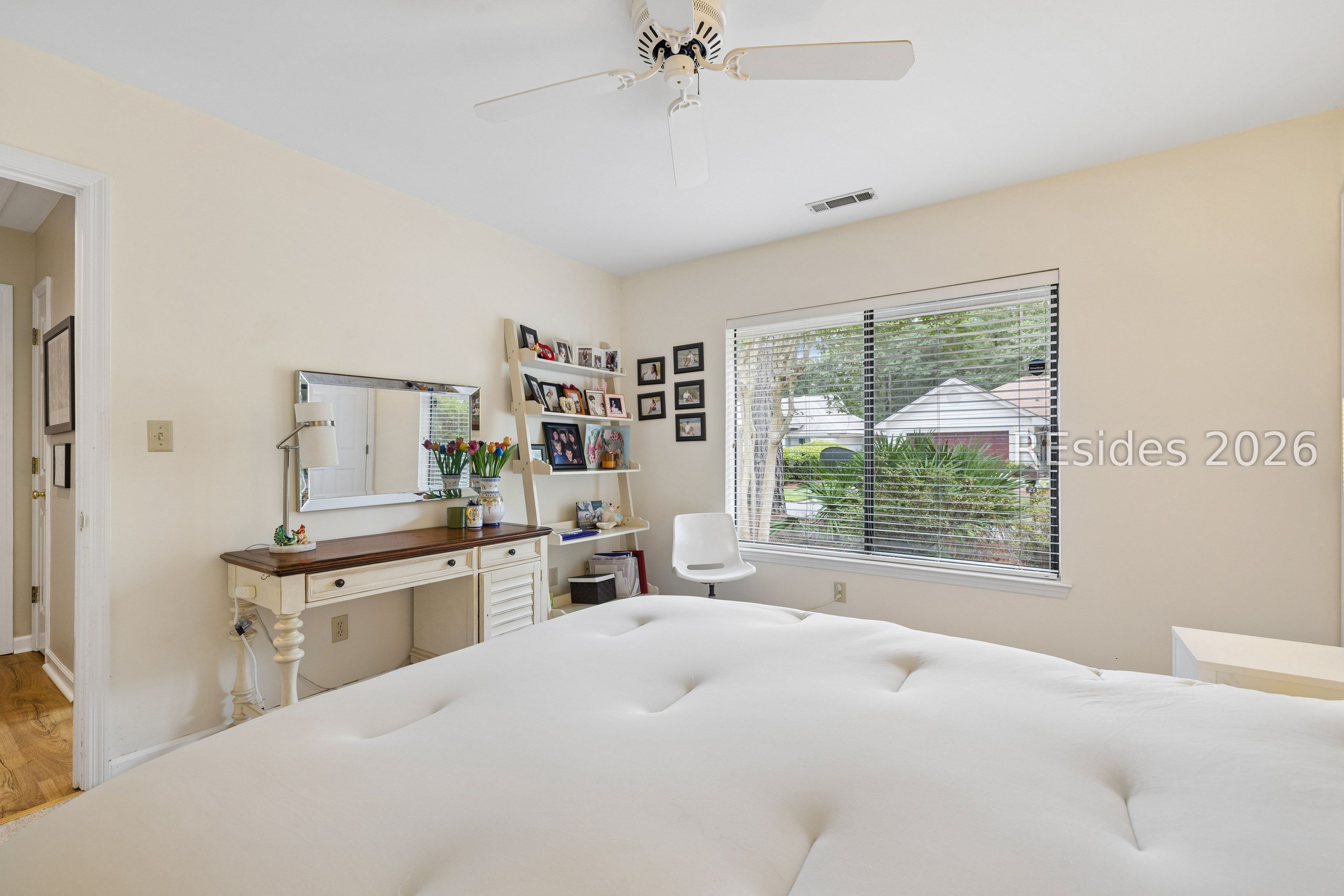 20 Honey Locust Circle
