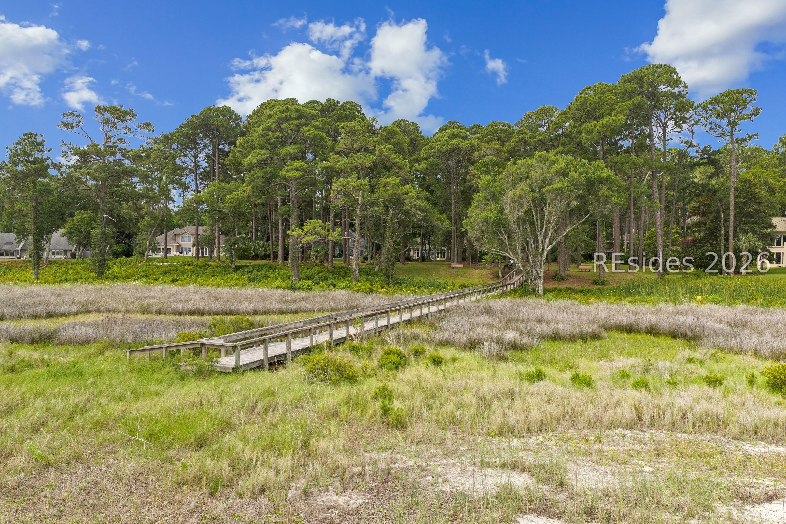 20 Honey Locust Circle