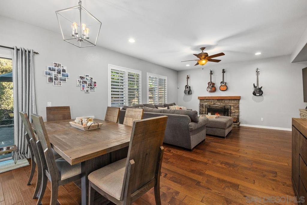 4322 Deer Valley Way