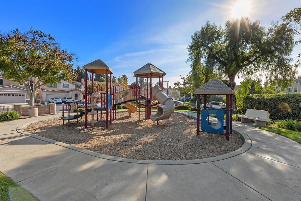 4322 Deer Valley Way