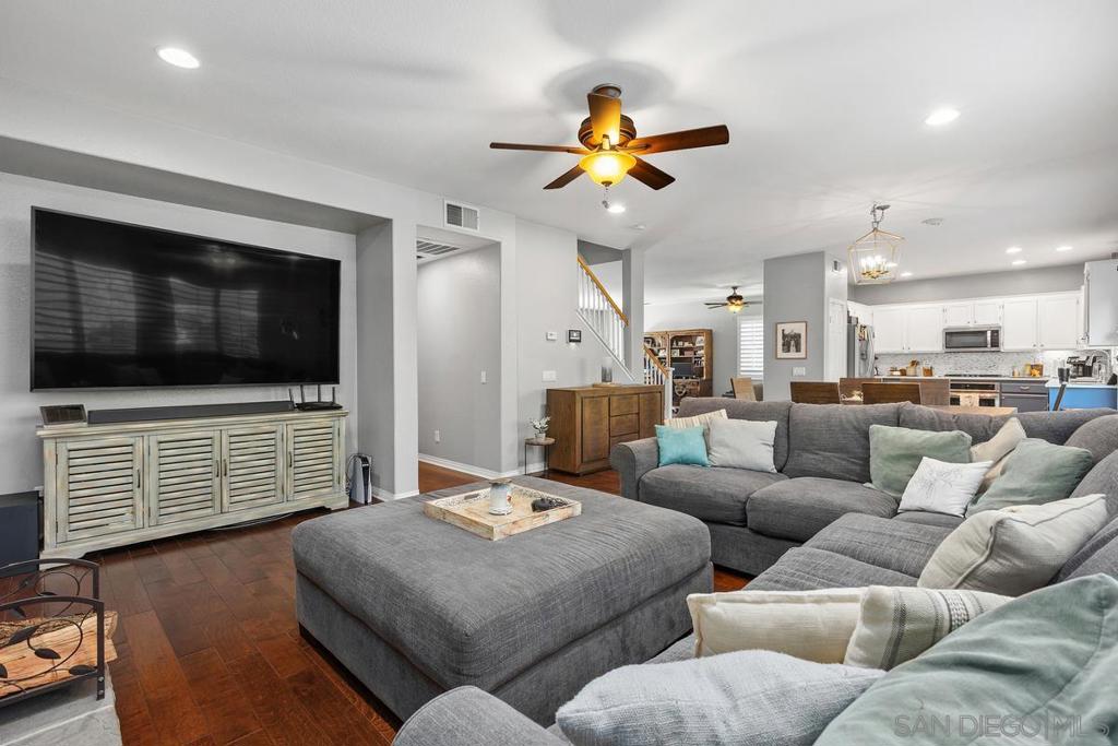 4322 Deer Valley Way