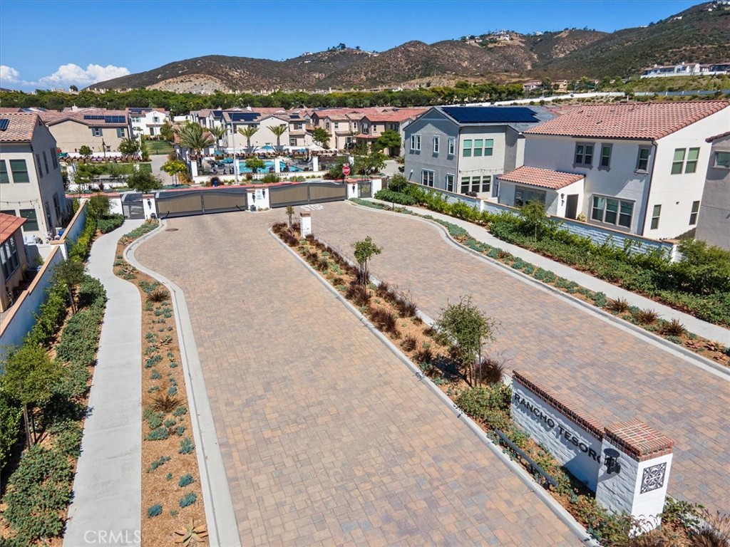 722 Gemstone Drive