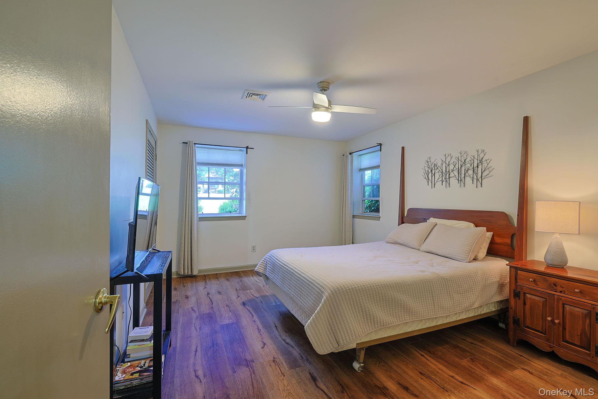 1103 Washington Green