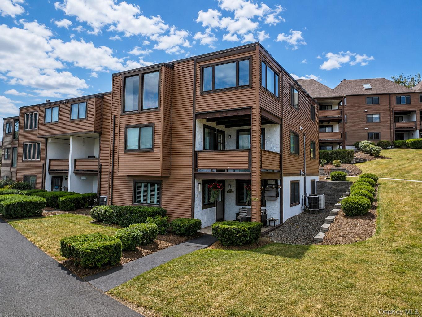 350 N Water Street Unit: 4-1