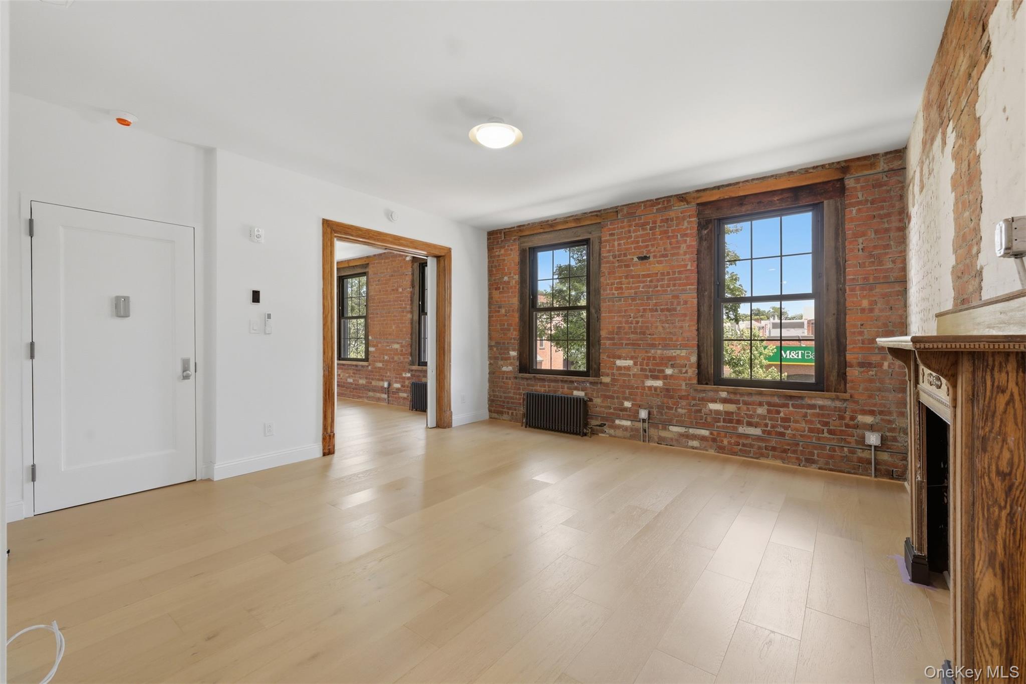 201-211 Main Street Unit: 1