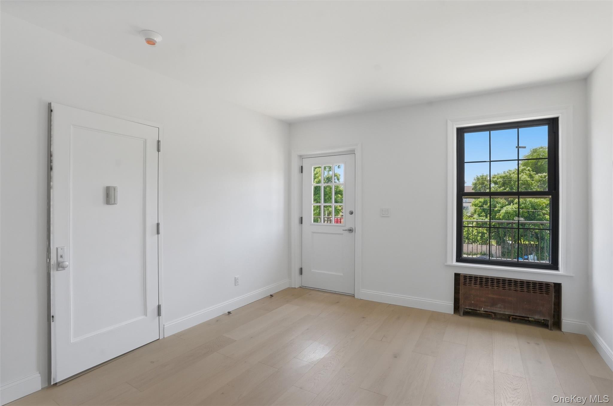 207 Main Street Unit: 7