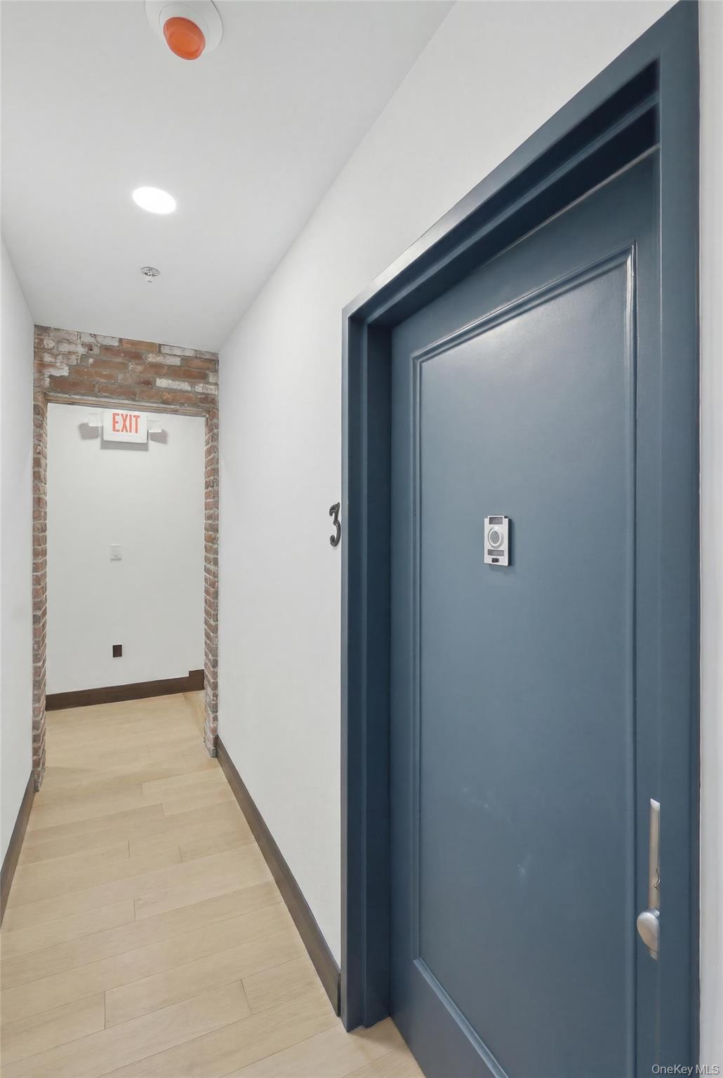 207 Main Street Unit: 3