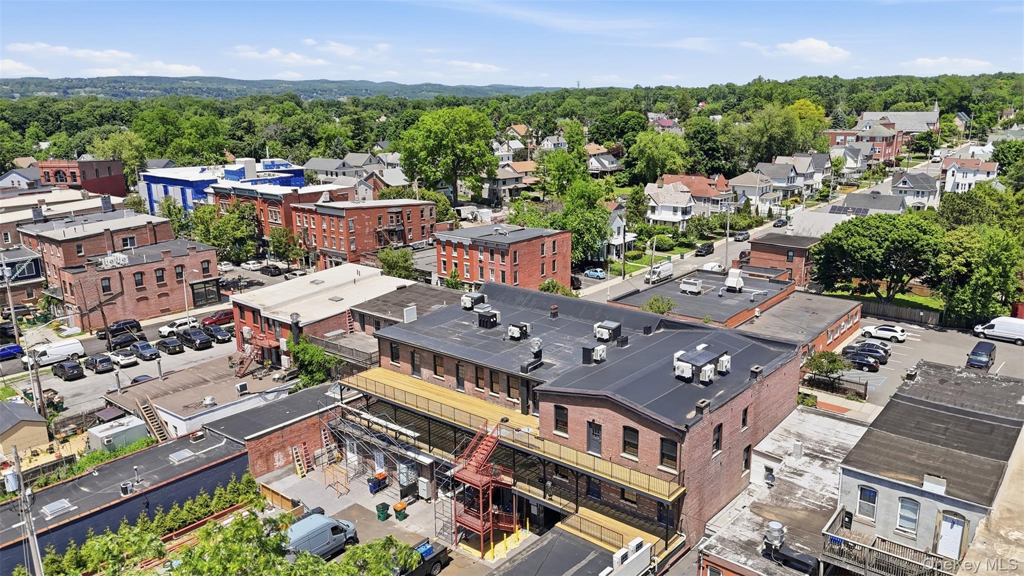 207 Main Street Unit: 5