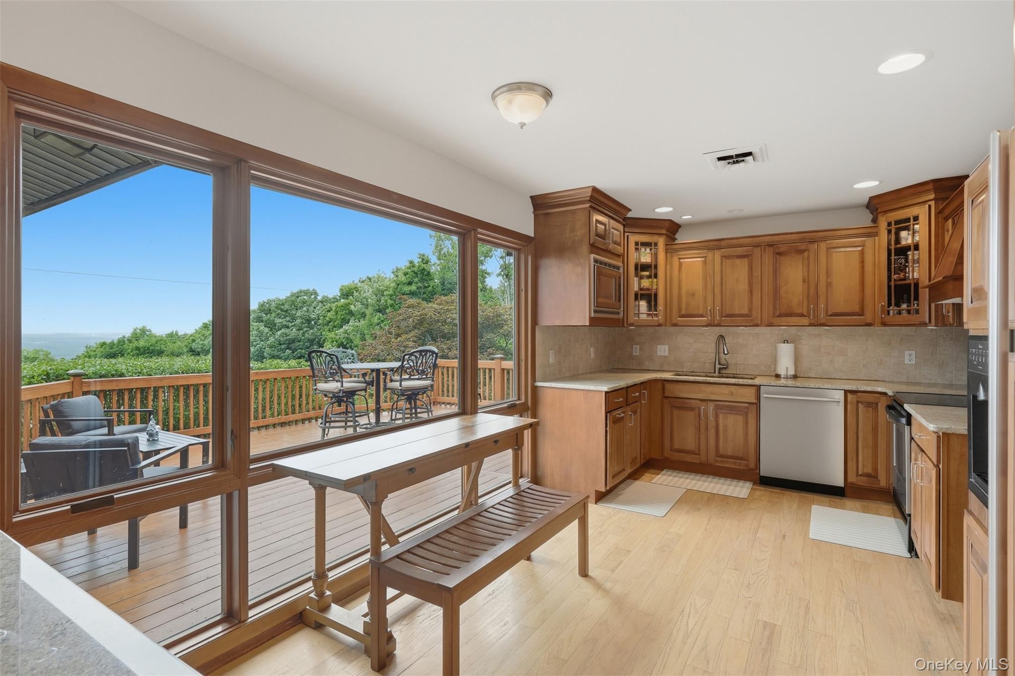 6 Horizon Road