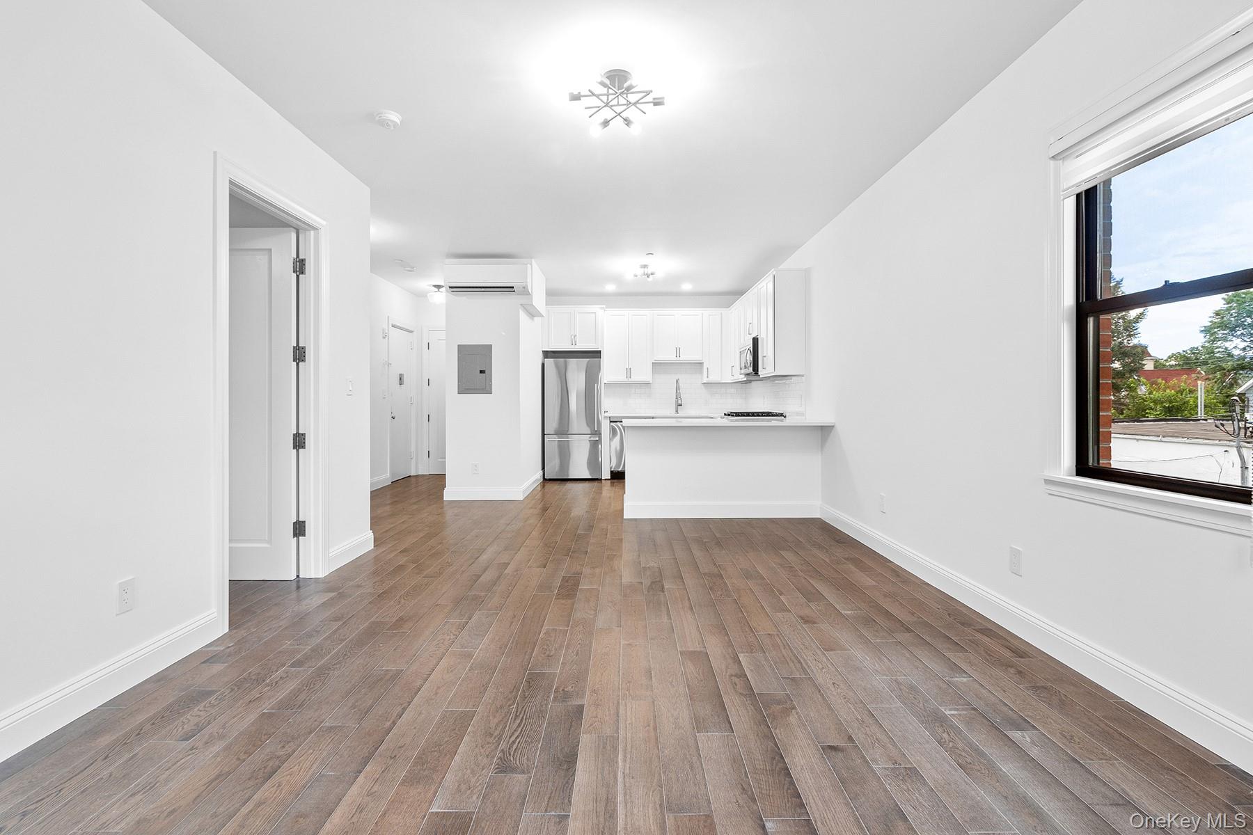 206-208 Main Street Unit: 4
