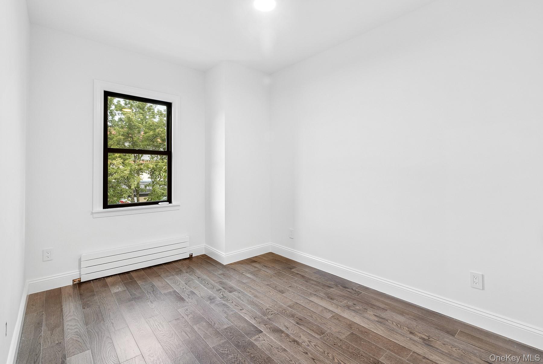 206-208 Main Street Unit: 4