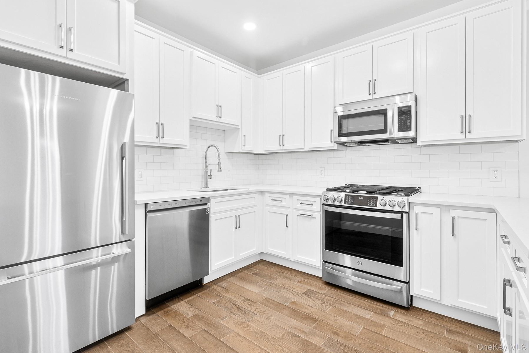 206-208 Main Street Unit: 4