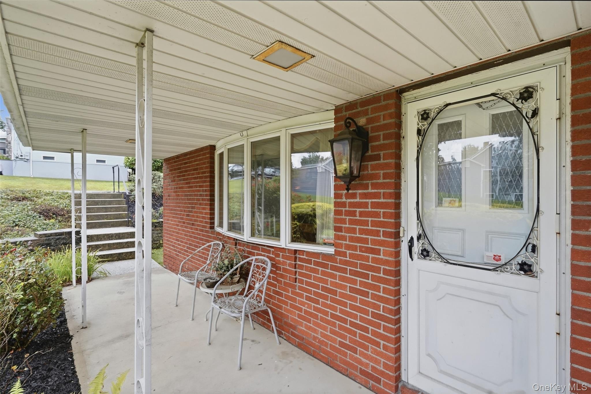 8 Boulder Road