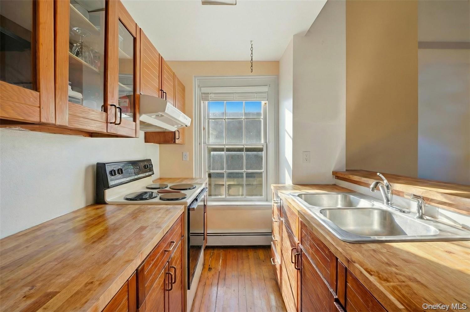 203 Grand Street