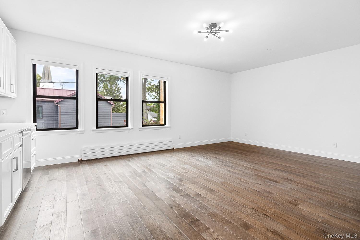 206 Main Street Unit: 2