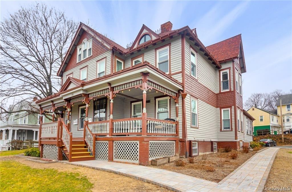 1166 North Avenue Unit: 5