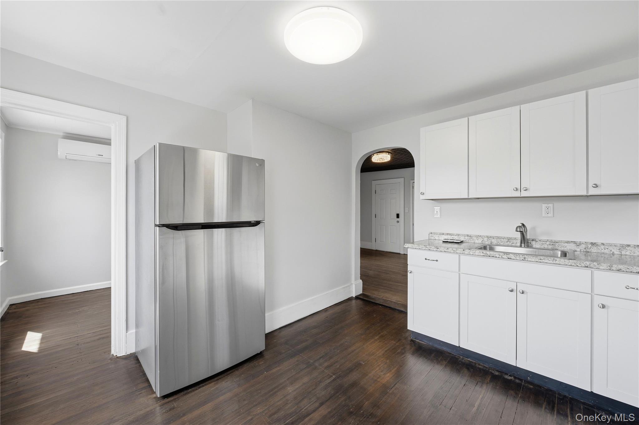45 S Robinson Avenue Unit: 2