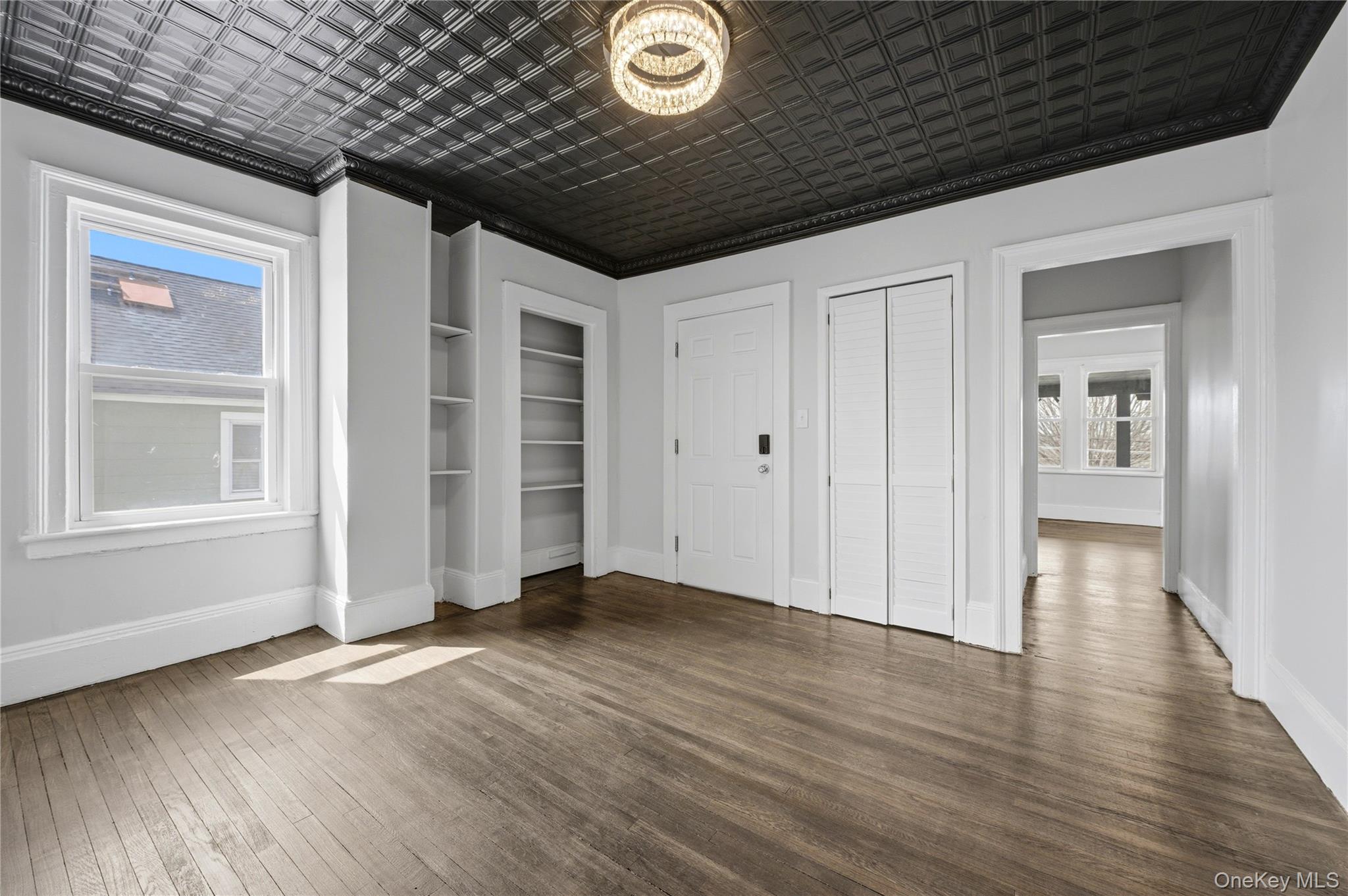 45 S Robinson Avenue Unit: 2