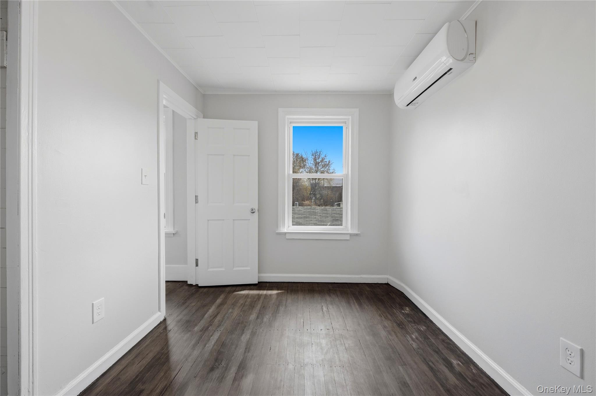 45 S Robinson Avenue Unit: 2