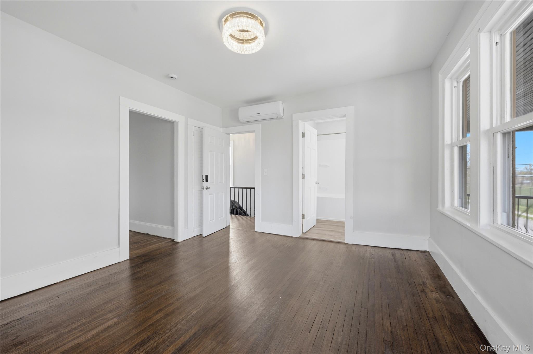 45 S Robinson Avenue Unit: 2