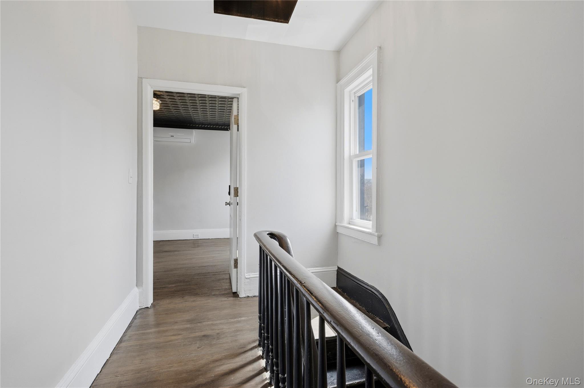 45 S Robinson Avenue Unit: 2