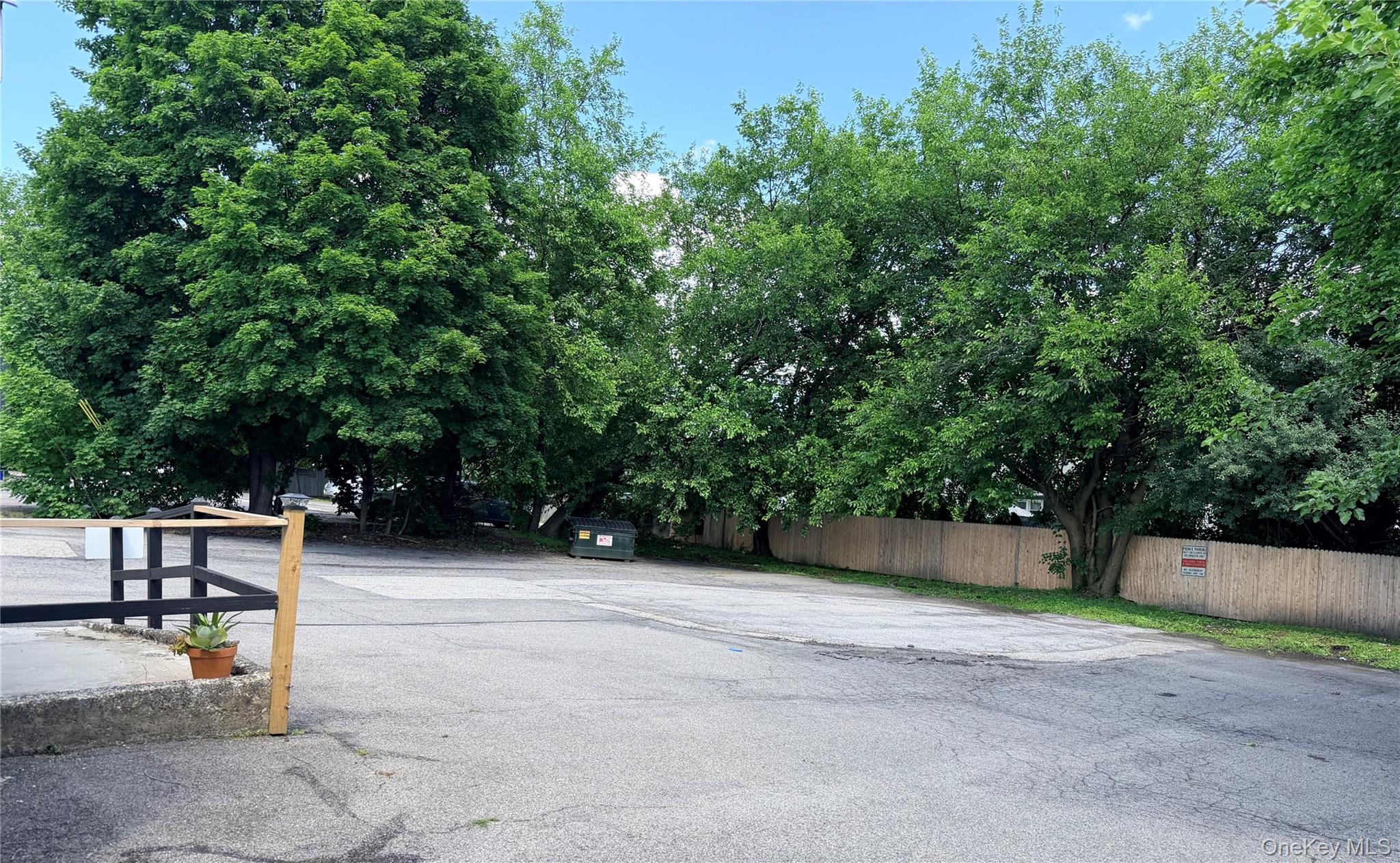 357 Windsor Highway Unit: 600