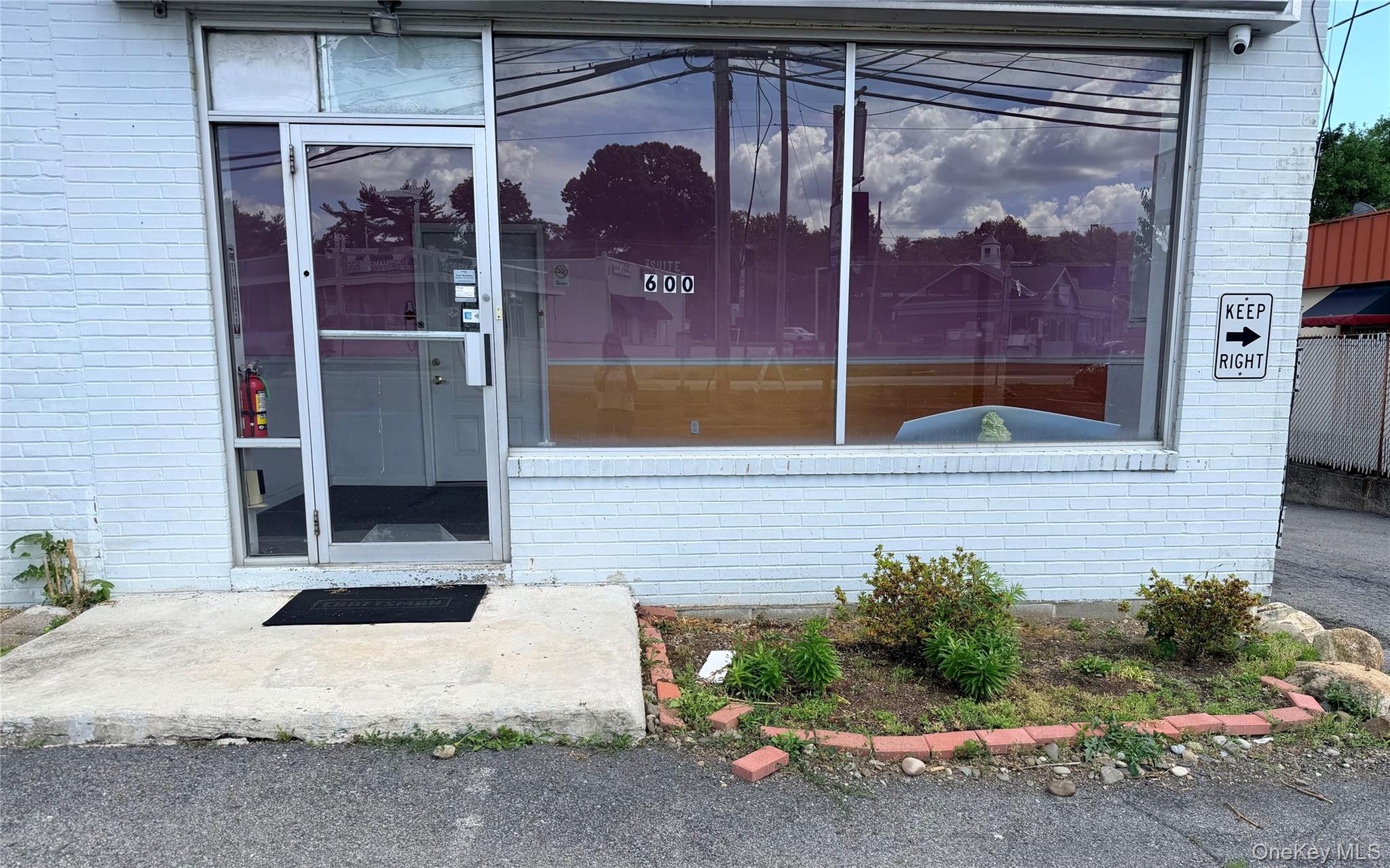 357 Windsor Highway Unit: 600