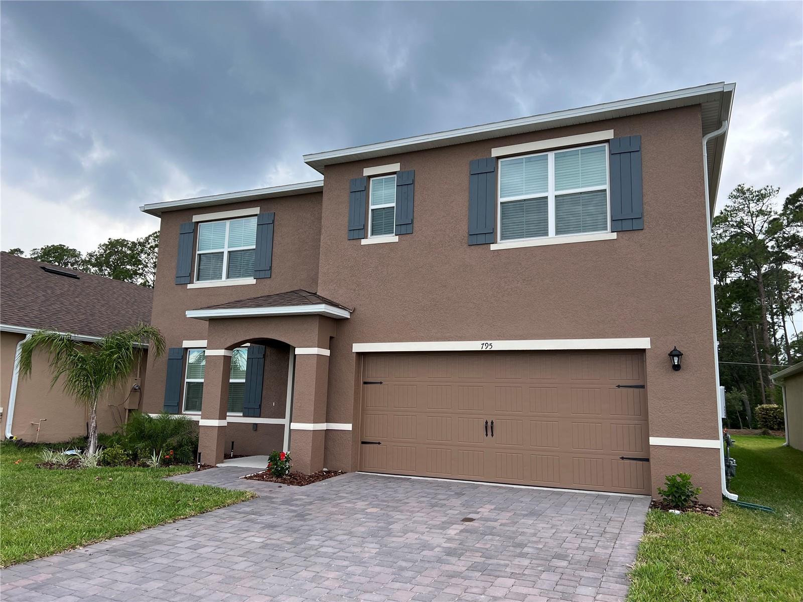 795 LAZIO CIRCLE