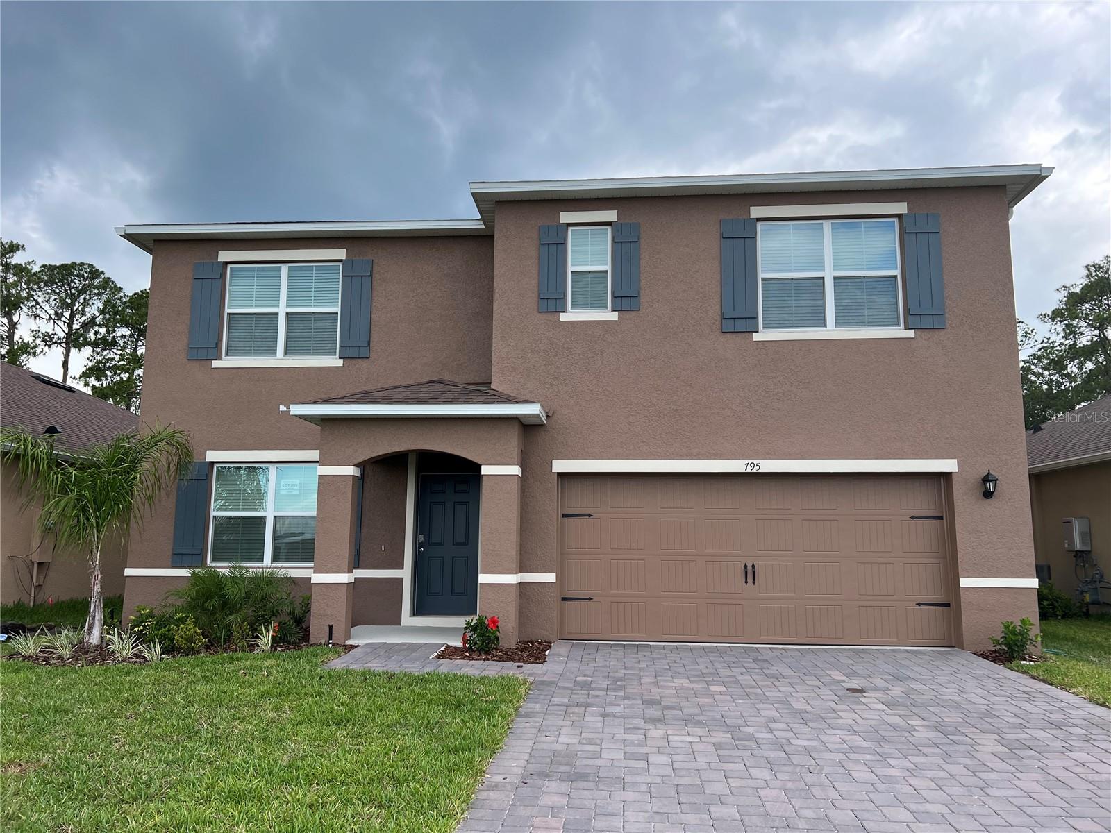 795 LAZIO CIRCLE