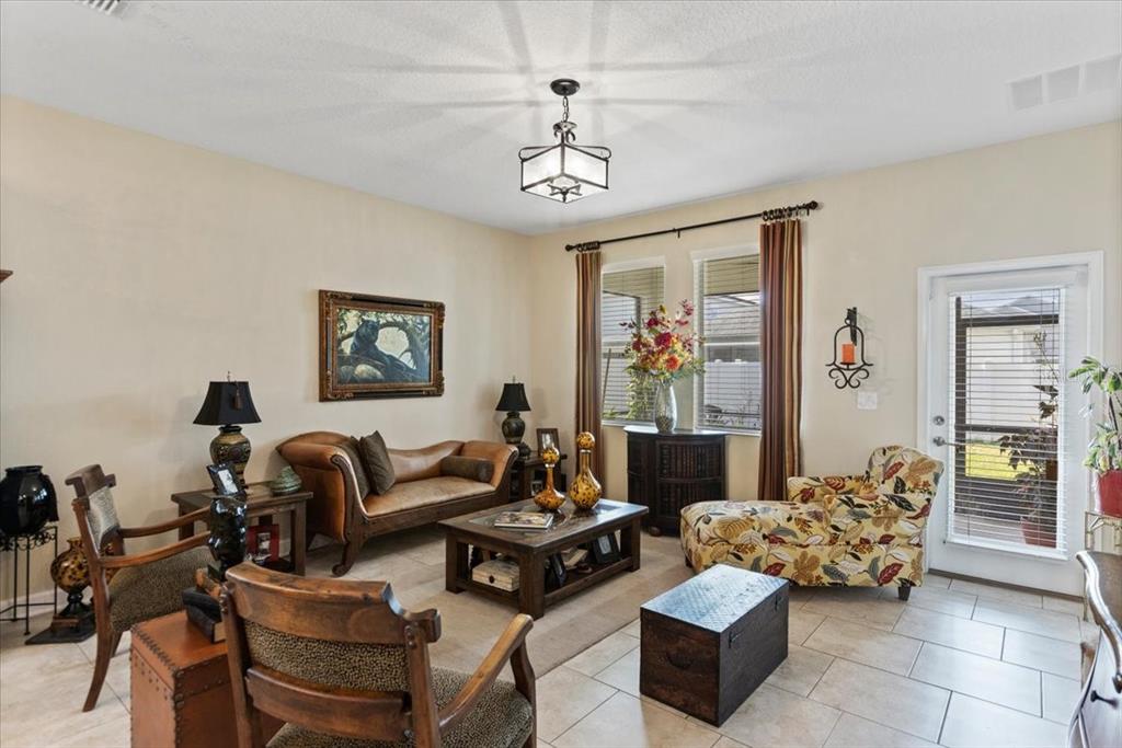 4628 TERRY TOWN DRIVE