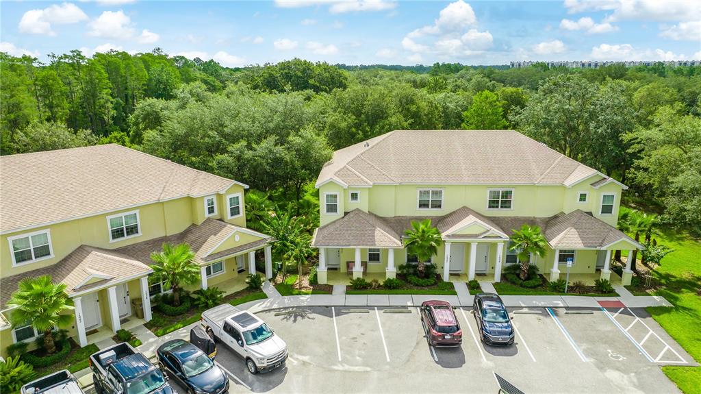 1530 RETREAT CIRCLE