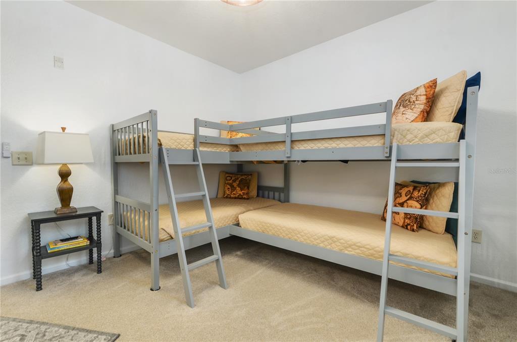 903 CHARO PARKWAY Unit: 816