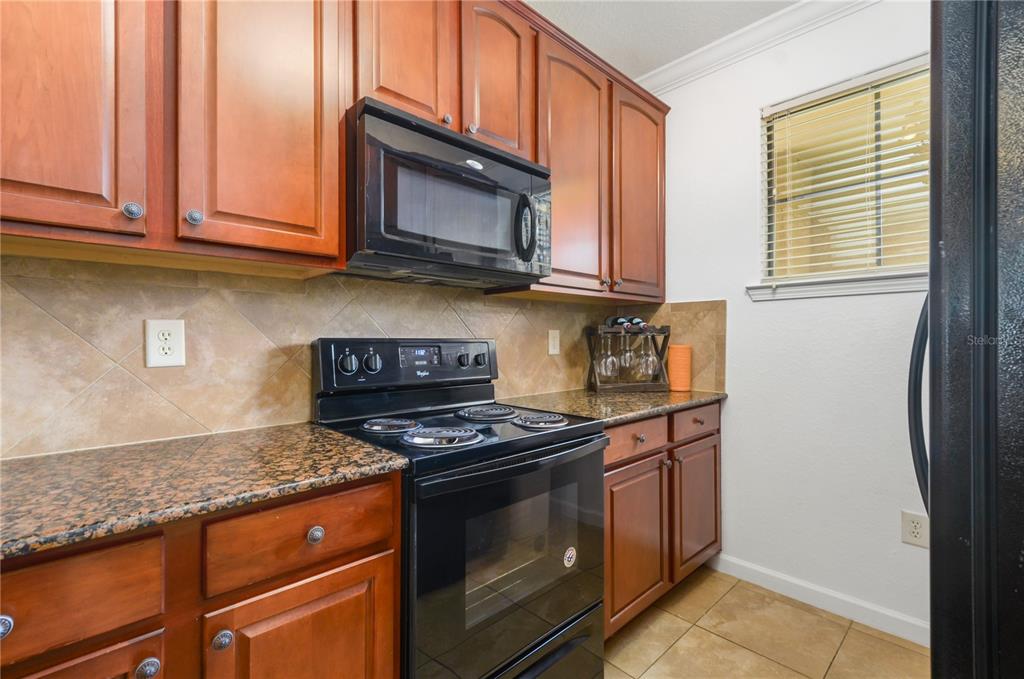 903 CHARO PARKWAY Unit: 816