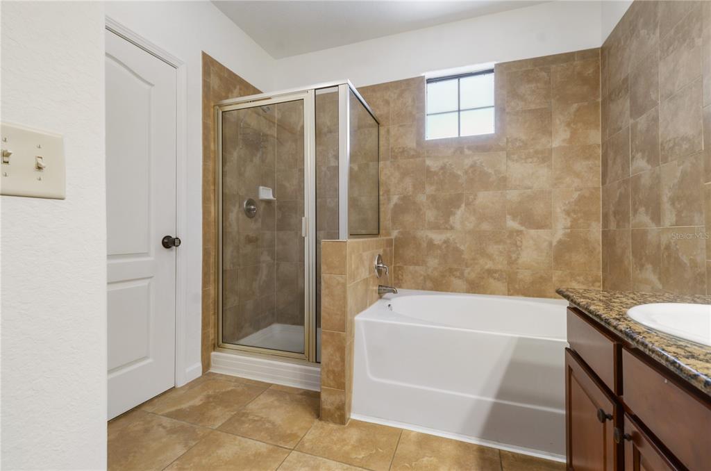 903 CHARO PARKWAY Unit: 816