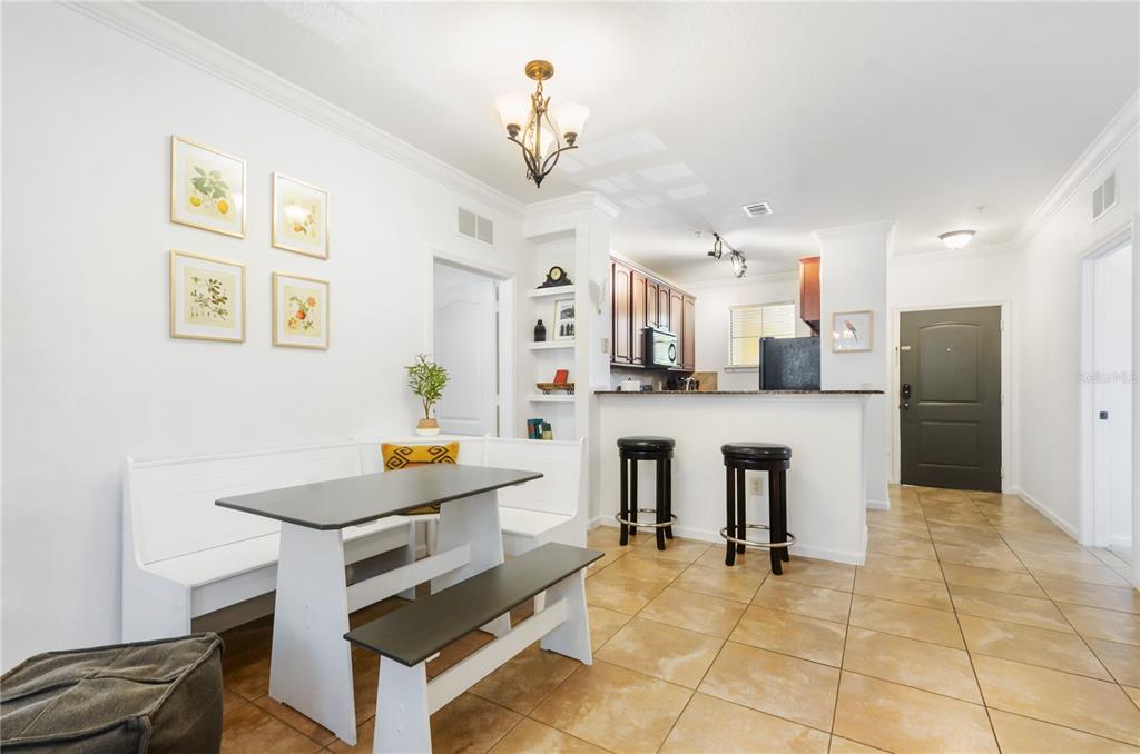 903 CHARO PARKWAY Unit: 816