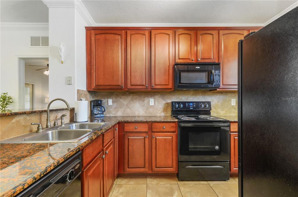 903 CHARO PARKWAY Unit: 816
