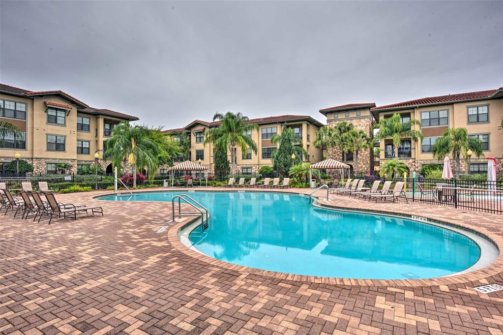 903 CHARO PARKWAY Unit: 816
